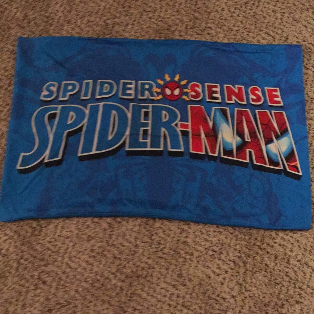 Spider-Man Polyester Pillowcase - Picture 2 of 3